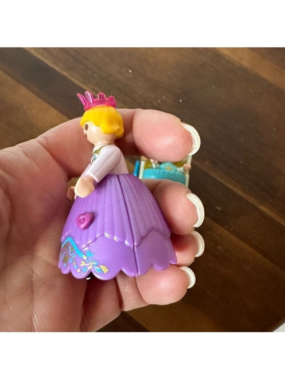 Playmobil Princess & Royal Baby Carriage Set – Crown, Bottle & Teddy Bear - Picture 6 of 9